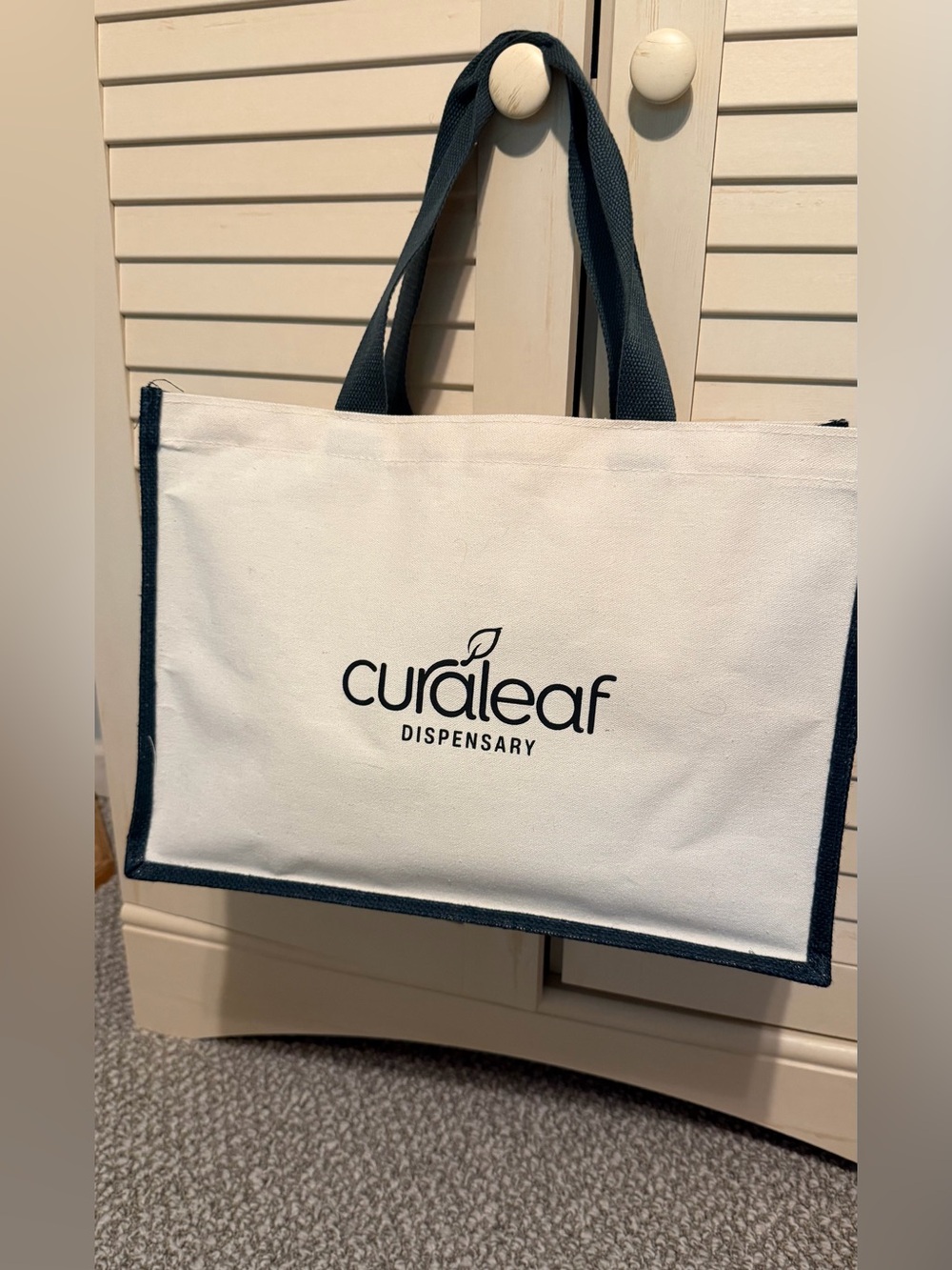 Curaleaf Dispensary Canvas Tote — White with Dark Green Trim